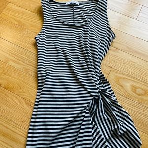 NEW- never worn, the vanity room dress- size small